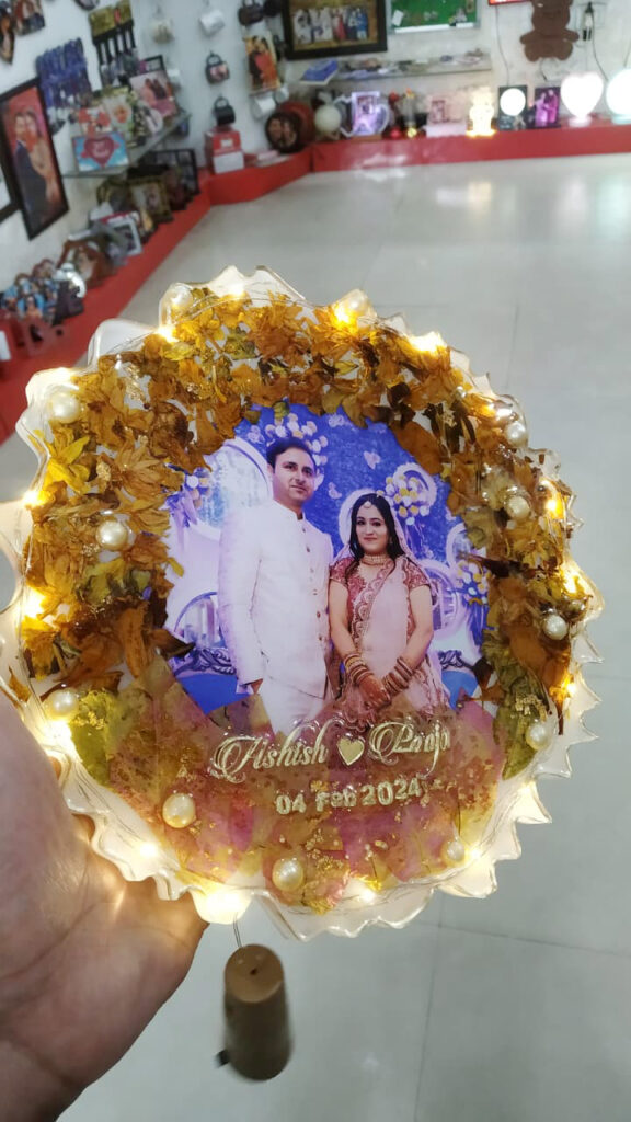 Varmala preservation in Uttam Nagar, Delhi , Wedding Garland flower Resin Art near me