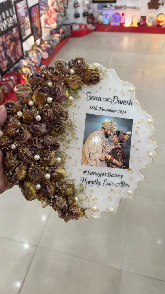 Varmala preservation in Uttam Nagar, Delhi , Wedding Garland flower Resin Art near me