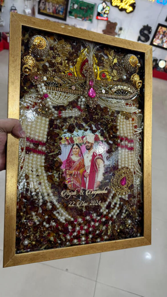 Varmala preservation in Uttam Nagar, Delhi , Wedding Garland flower Resin Art near me