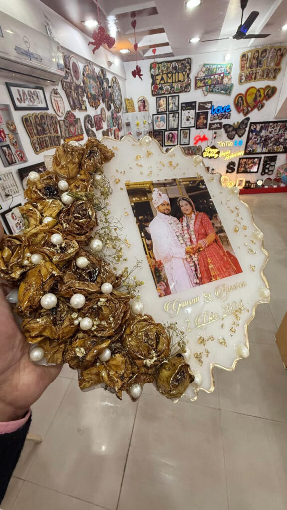 Varmala preservation in Uttam Nagar, Delhi , Wedding Garland flower Resin Art near me