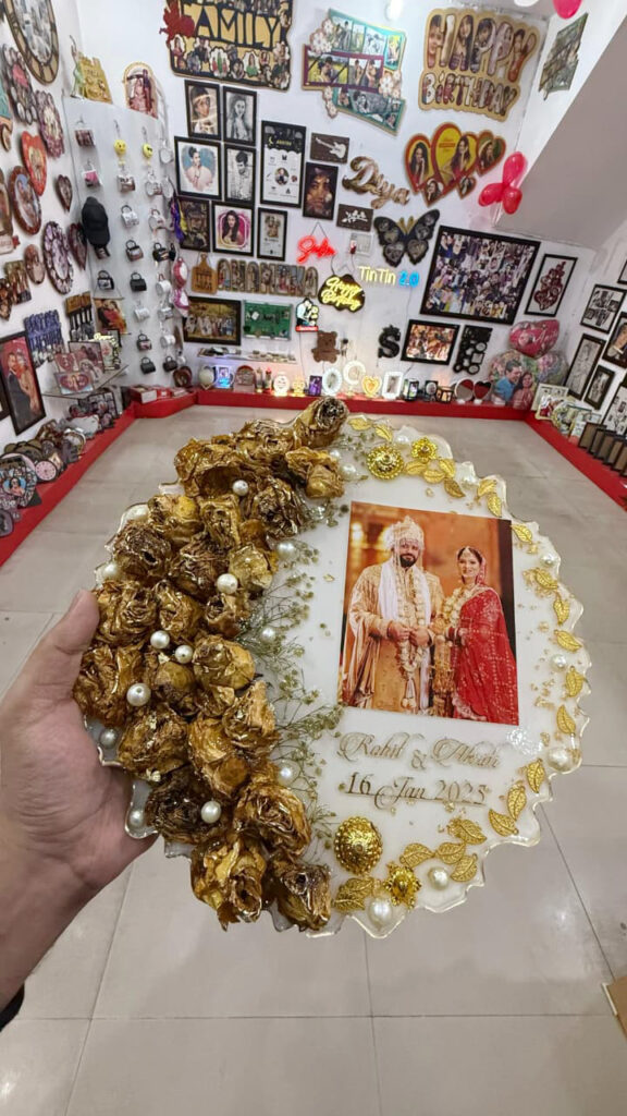 Varmala preservation in Uttam Nagar, Delhi , Wedding Garland flower Resin Art near me